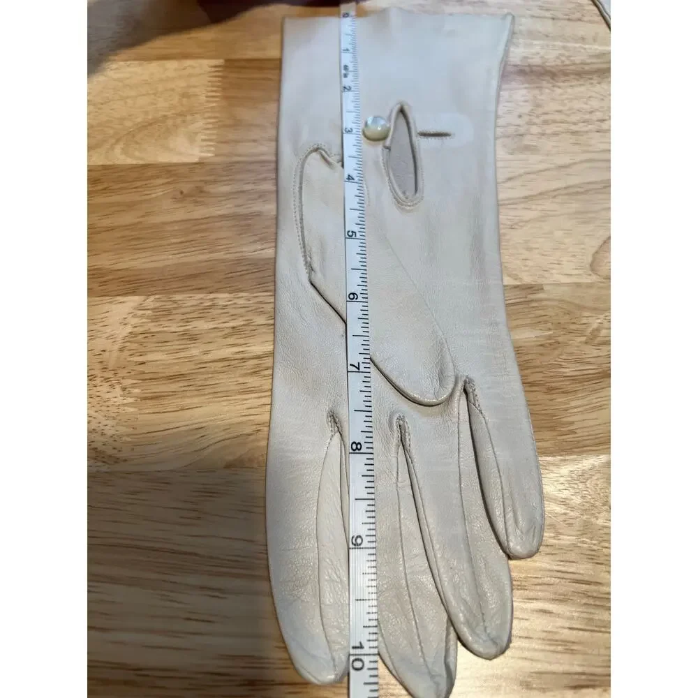 Vintage White Leather Gloves Small JL